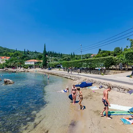 Mata Family Apartament *