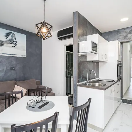 Apartament Mata Family