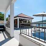 Appartement Mata Family Molunat