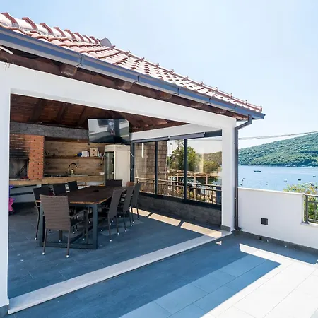 Mata Family مولونات