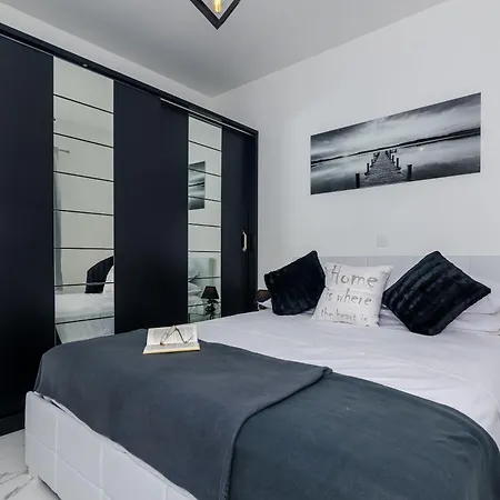 Mata Family Apartman Molunat